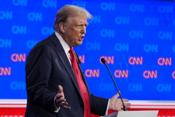 Трамп призвал эвакуировать из Тегерана для возобновления переговоров