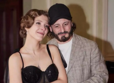 Лиза Арзамасова тепло поздравила Илью Авербуха с юбилеем свадьбы