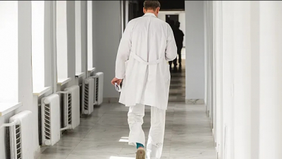 В Подмосковье успешно спасли юношу с опасным сколиозом