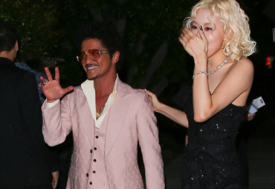 Бруно Марс вновь подогрел слухи о романе с участницей Blackpink