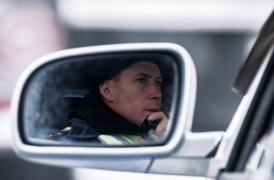 Мать случайно задавила двухлетнюю дочь на парковке