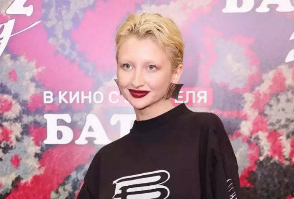 Протеже Киркорова высмеяла мужа Бородиной за свадебный подарок